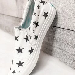 "Maddox" Blowfish Sneaker- Stars Clothing -Outlet Moe & Arrow Boutique Store PXL 20220202 213022162.PORTRAIT 1080x1080