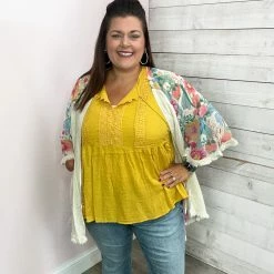 Umgee Clothing "Island Vacay" Floral Kimono With Fringe