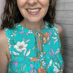 Staccato "How To Love" Mint Floral Sleeveless Blouse