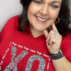 Texas True Clothing XOXO Hugs & Kisses Graphic Tee