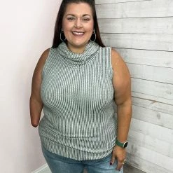 Staccato "Steller Weekend" Slouch Turtle Neck Sleeveless Top