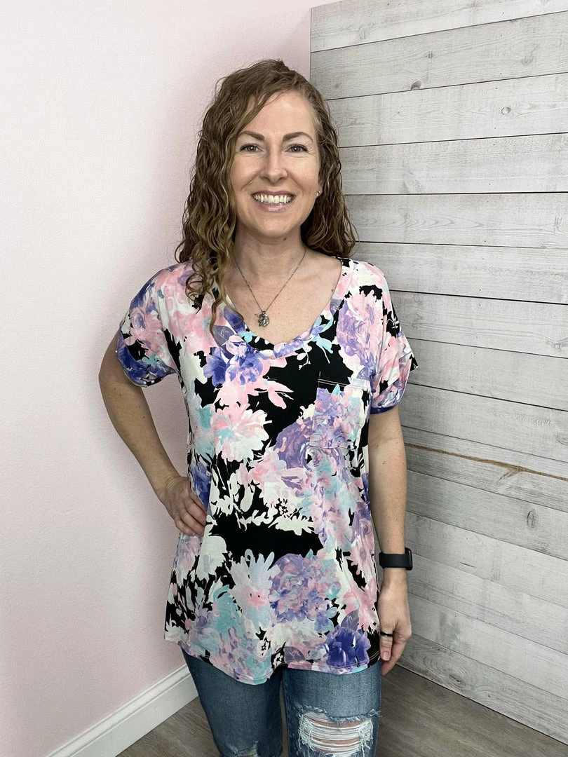 Sew In Love Clothing "Never Miss Out" V Neck Top- Floral Print *FINAL SALE* 2 Sew In Love Clothing "Never Miss Out" V Neck Top- Floral Print *FINAL SALE*