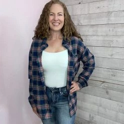 Staccato "Unwind And Relax" Mauve/Navy Flannel Top