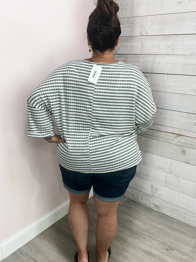 Blumin Clothing "Her Moment" Oversize Striped Top 4 Blumin Clothing "Her Moment" Oversize Striped Top