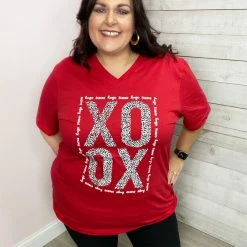 Texas True Clothing XOXO Hugs & Kisses Graphic Tee