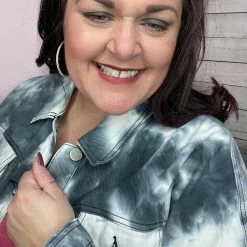 Easel Clothing "Never Stop Dreaming" Tie-Dye Shirt Jacket 7 Easel Clothing