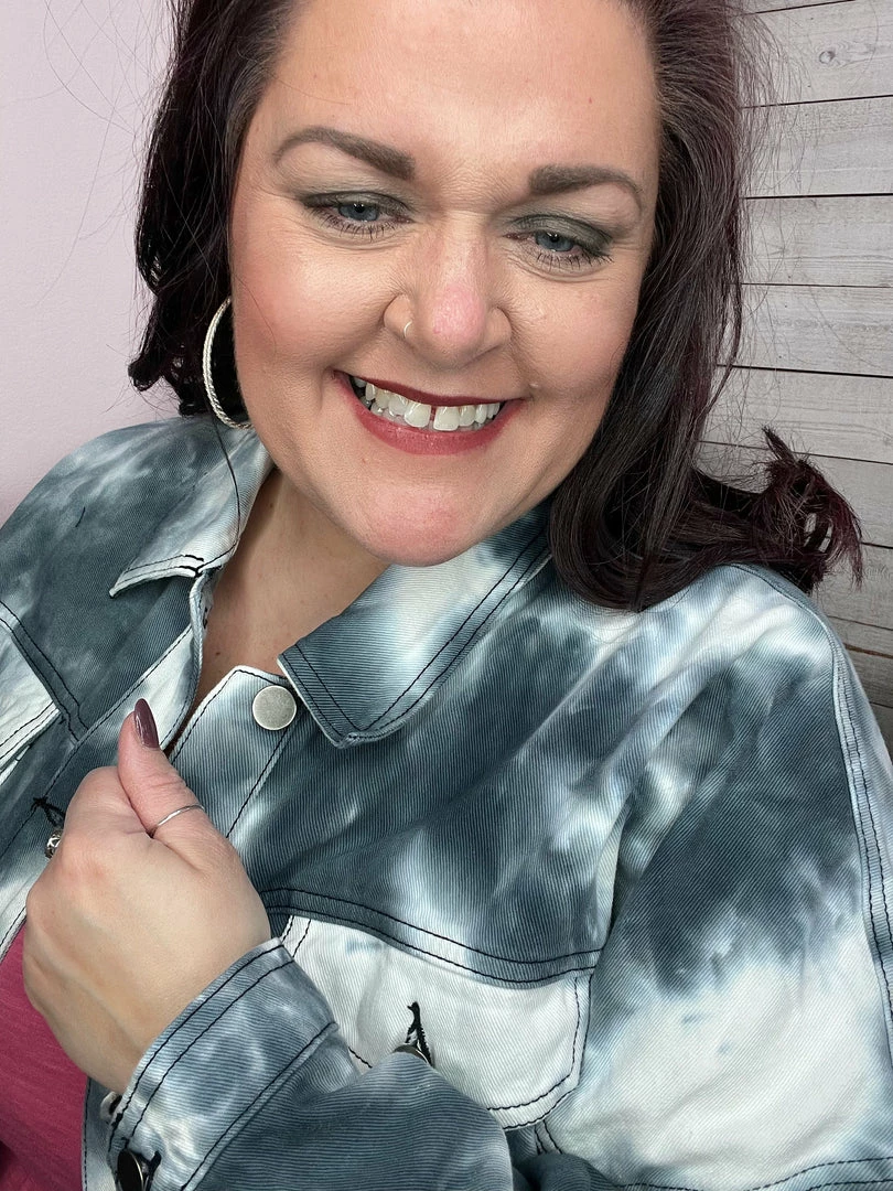 Easel Clothing "Never Stop Dreaming" Tie-Dye Shirt Jacket 3 Easel Clothing "Never Stop Dreaming" Tie-Dye Shirt Jacket