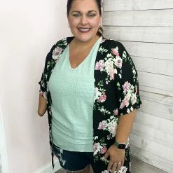 Honeyme "Time To Bloom" Floral Kimono