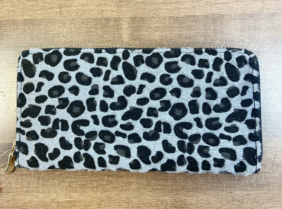 Accessorize Me New Arrivals Faux Fur Animal Print Wallet 3 Accessorize Me New Arrivals Faux Fur Animal Print Wallet