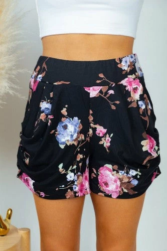 White Birch Clothing "Hearts In Love" Floral Print Shorts *FINAL SALE* 1 White Birch Clothing "Hearts In Love" Floral Print Shorts *FINAL SALE*
