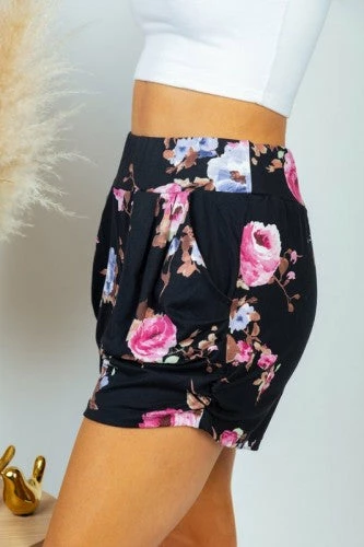 White Birch Clothing "Hearts In Love" Floral Print Shorts *FINAL SALE* 2 White Birch Clothing "Hearts In Love" Floral Print Shorts *FINAL SALE*